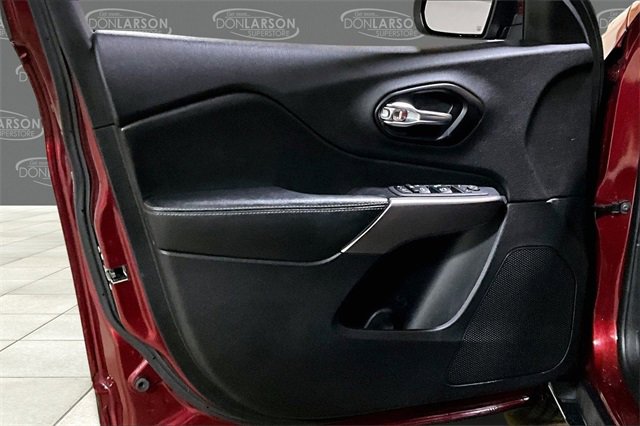 Used 2021 Jeep Cherokee Latitude Lux w/ Comfort/Convenience Group image 11