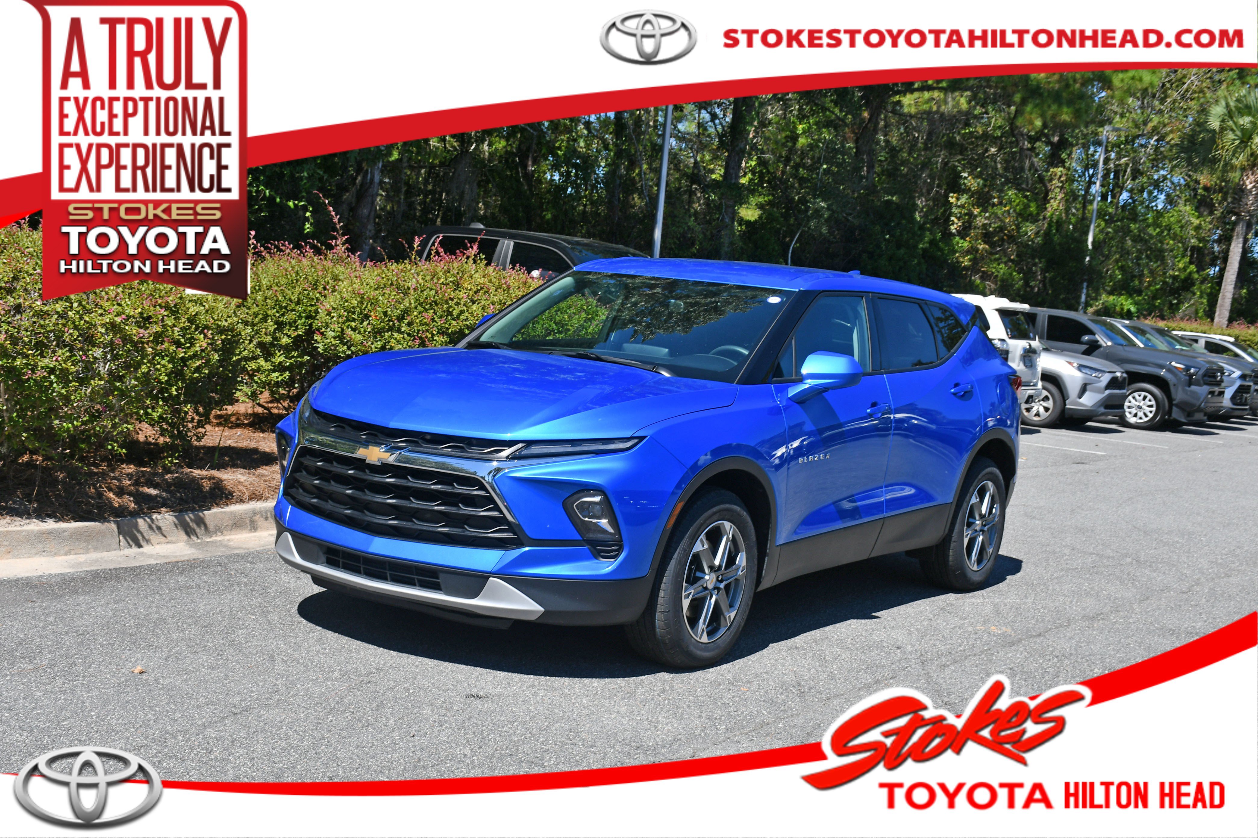 Used 2025 Chevrolet Blazer LT AWD/4WD image 1