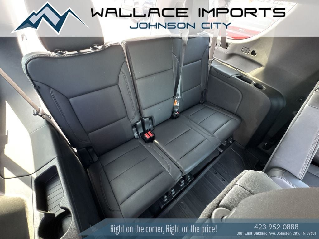Used 2025 Chevrolet Suburban High Country w/ Sun And Tow Package AWD/4WD image 45