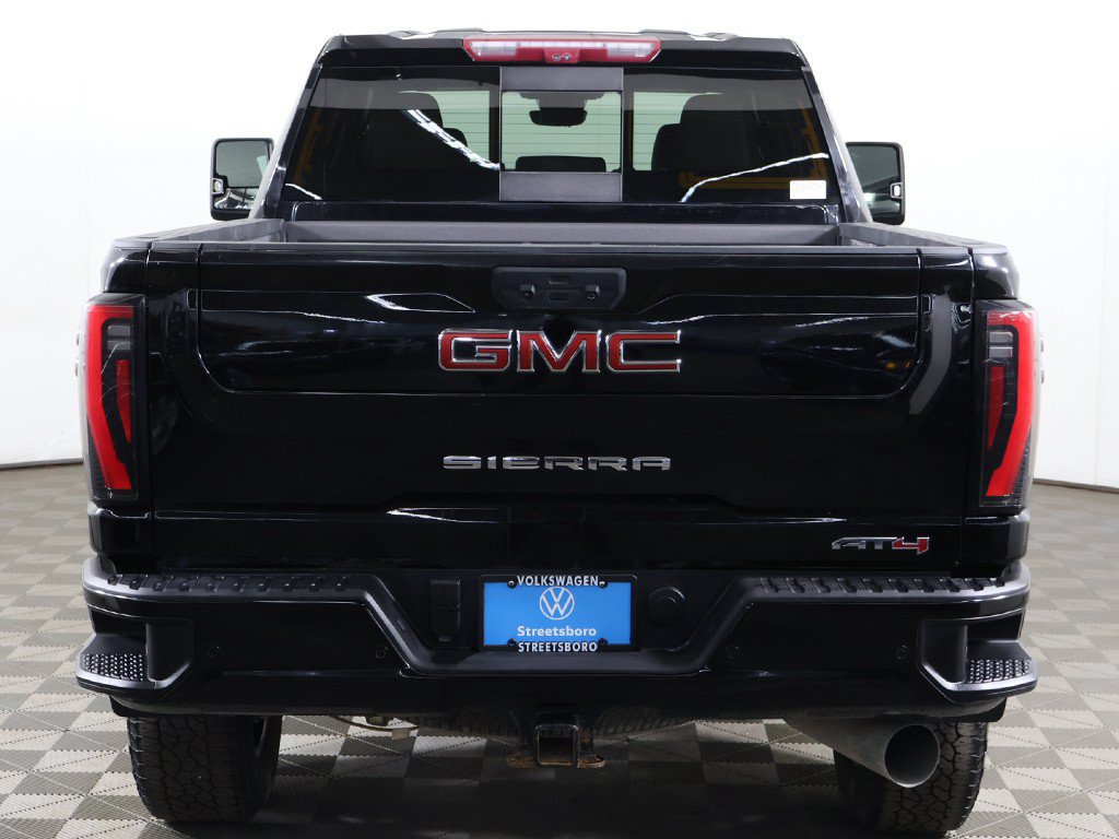 Used 2024 GMC Sierra 2500 AT4 w/ AT4 Premium Plus Package AWD/4WD image 16
