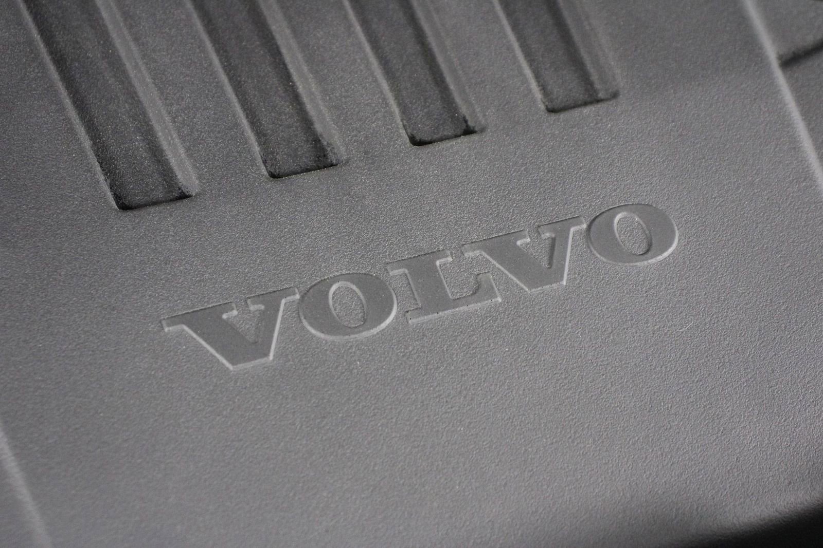 Certified 2026 Volvo XC90 B5 Plus image 25