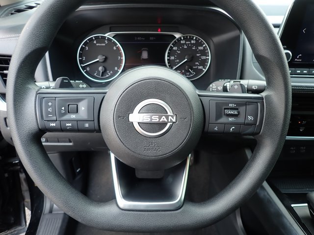Used 2024 Nissan Rogue S AWD/4WD image 9