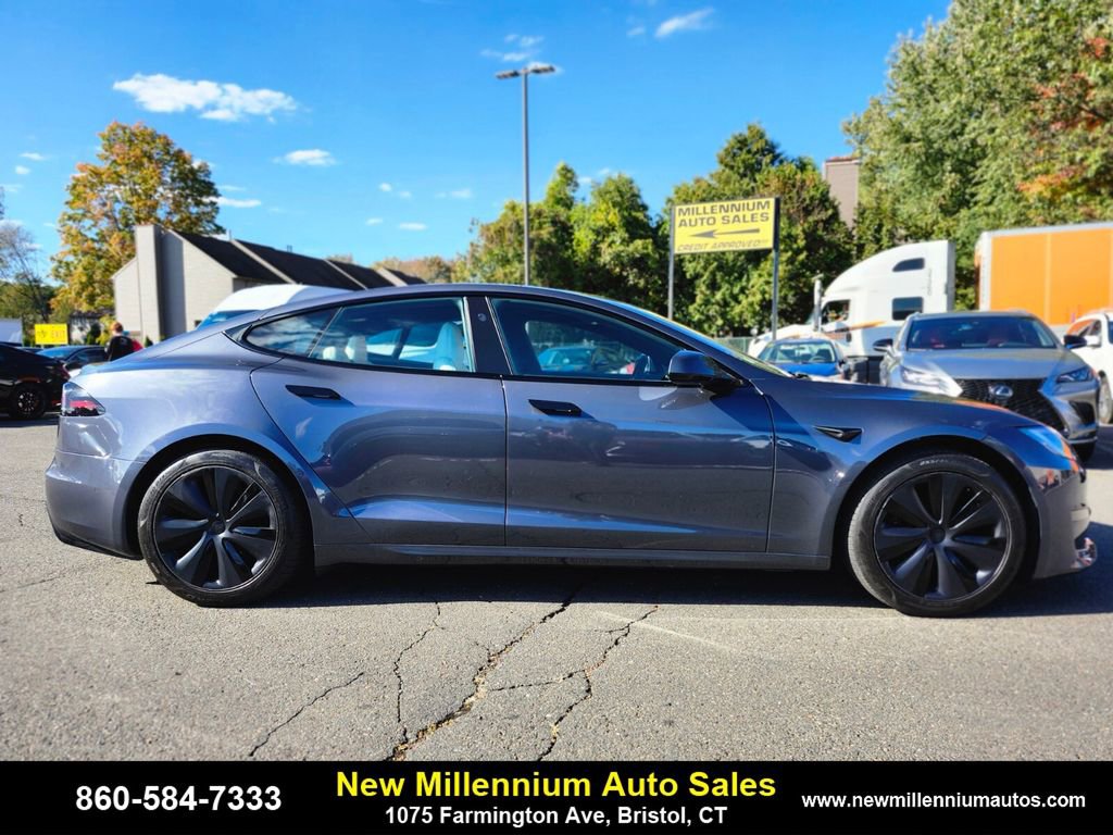 Used 2022 Tesla Model S image 6