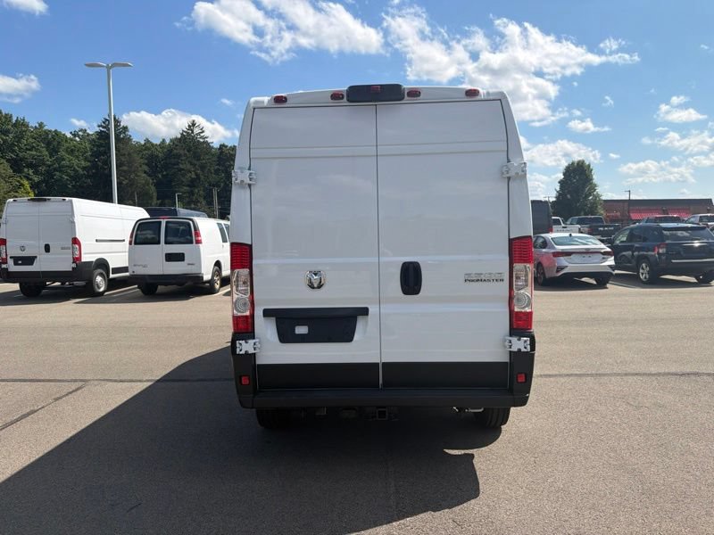 New 2026 RAM ProMaster 2500 w/ Convenience Group FWD image 4