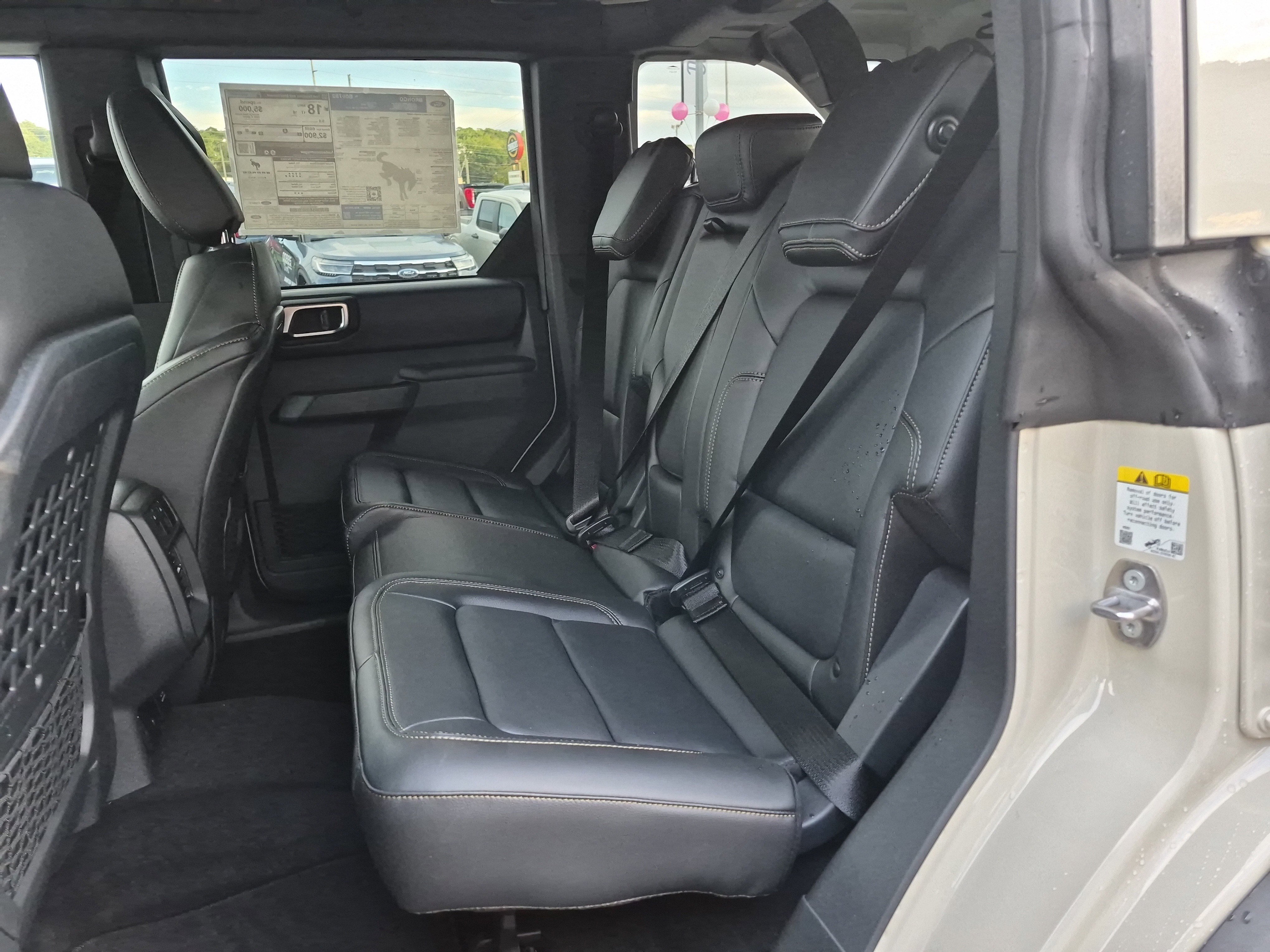 New 2025 Ford Bronco Badlands image 14