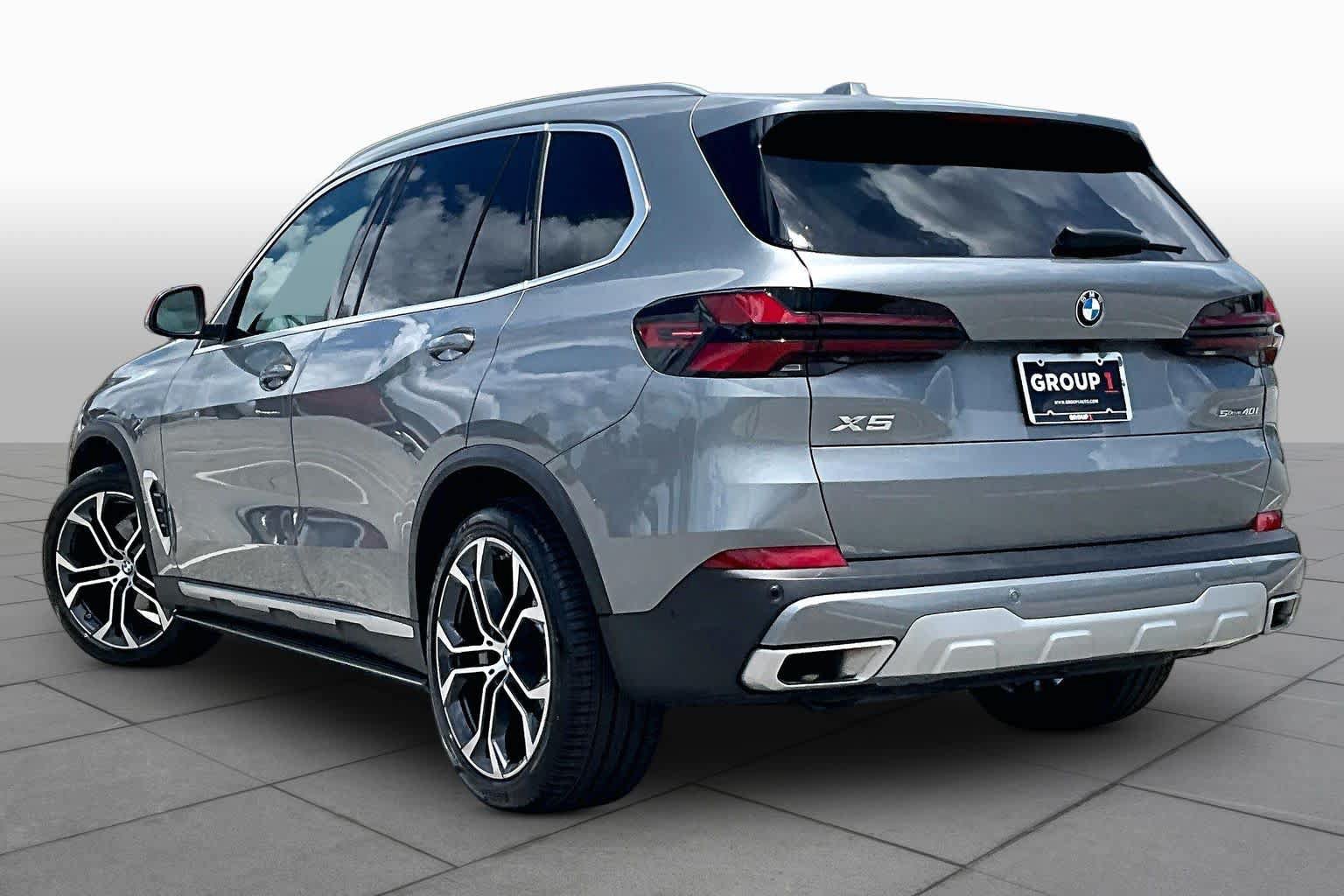 Used 2025 BMW X5 sDrive40i w/ Premium Package RWD image 12