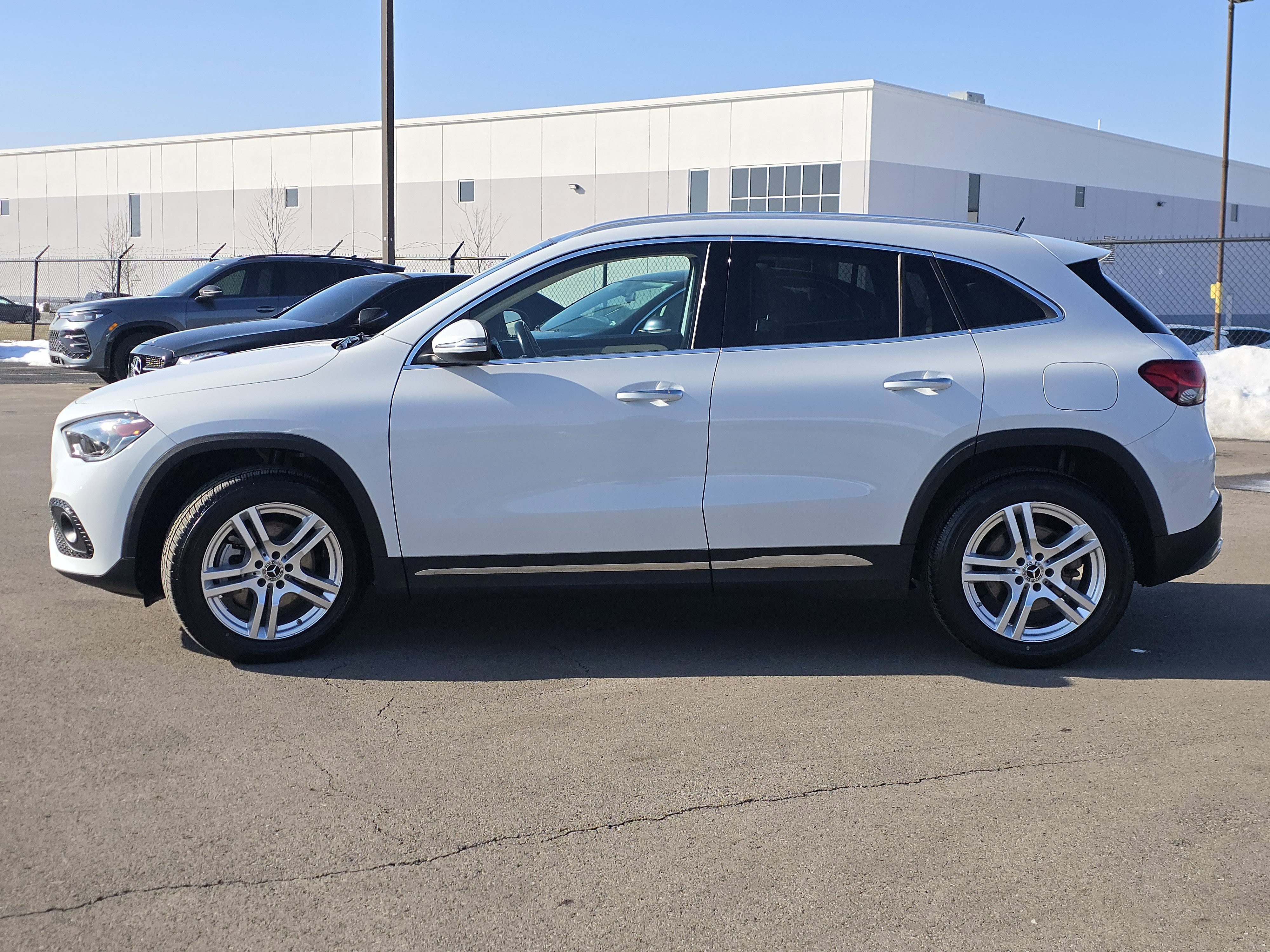 Used 2021 Mercedes-Benz GLA 250 4MATIC image 4
