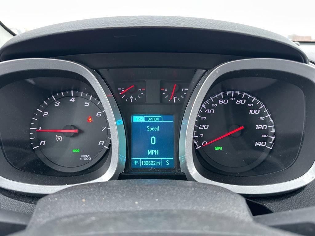 Used 2015 Chevrolet Equinox LS image 25