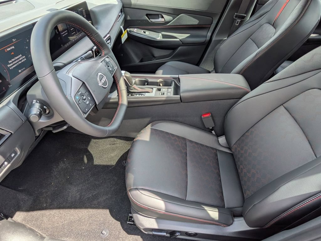 New 2026 Nissan Sentra SR w/ SR Premium Package FWD image 11