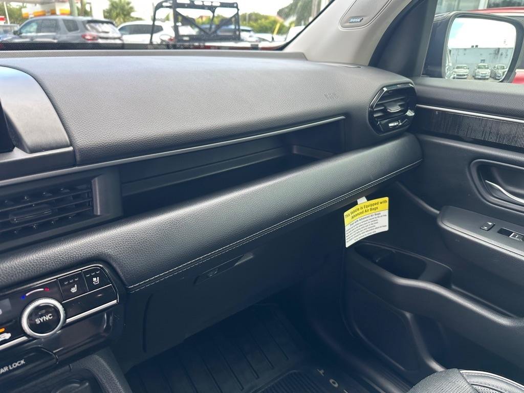 Used 2023 Honda Pilot Elite image 23