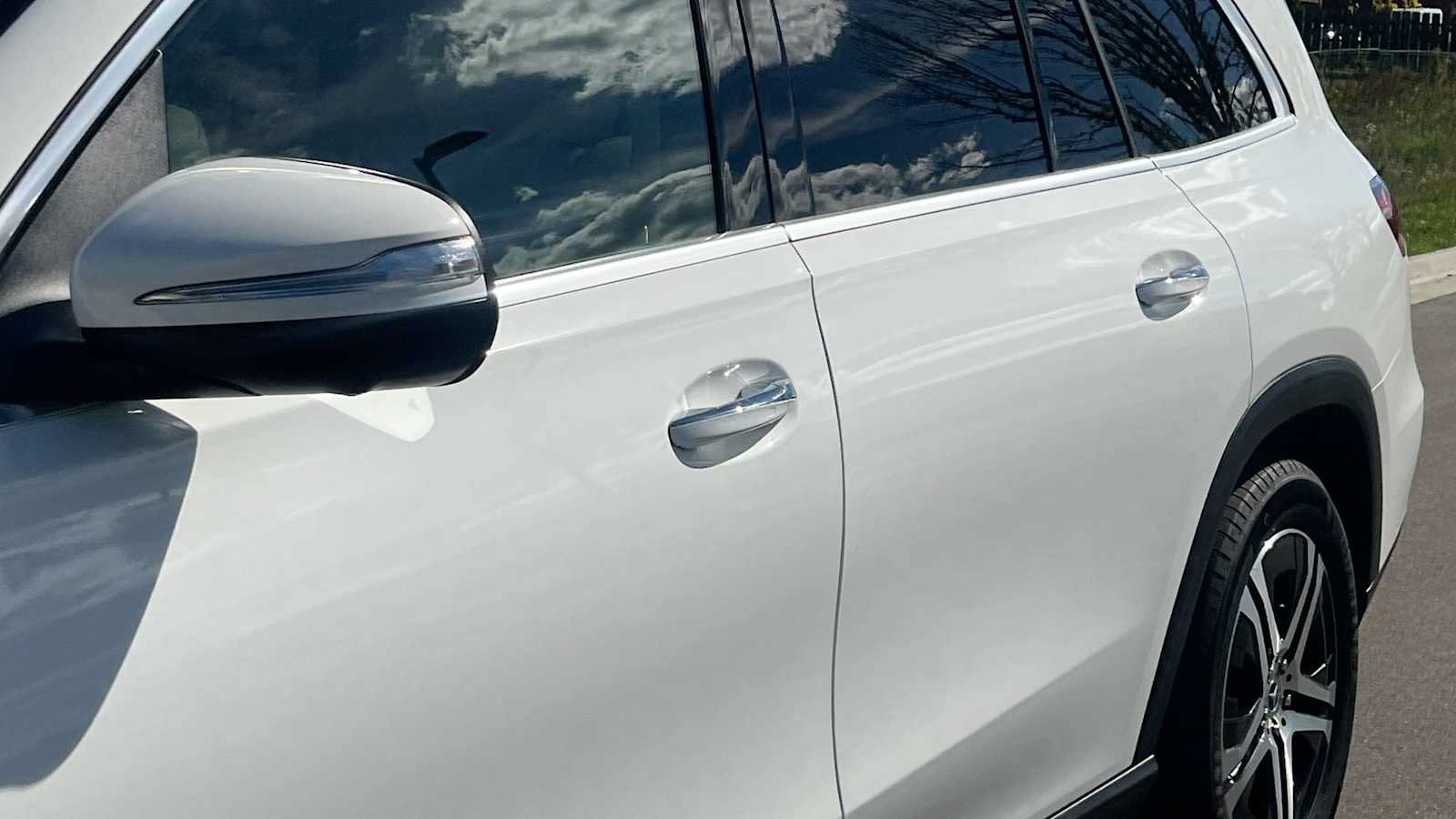 Certified 2023 Mercedes-Benz GLS 450 4MATIC image 17