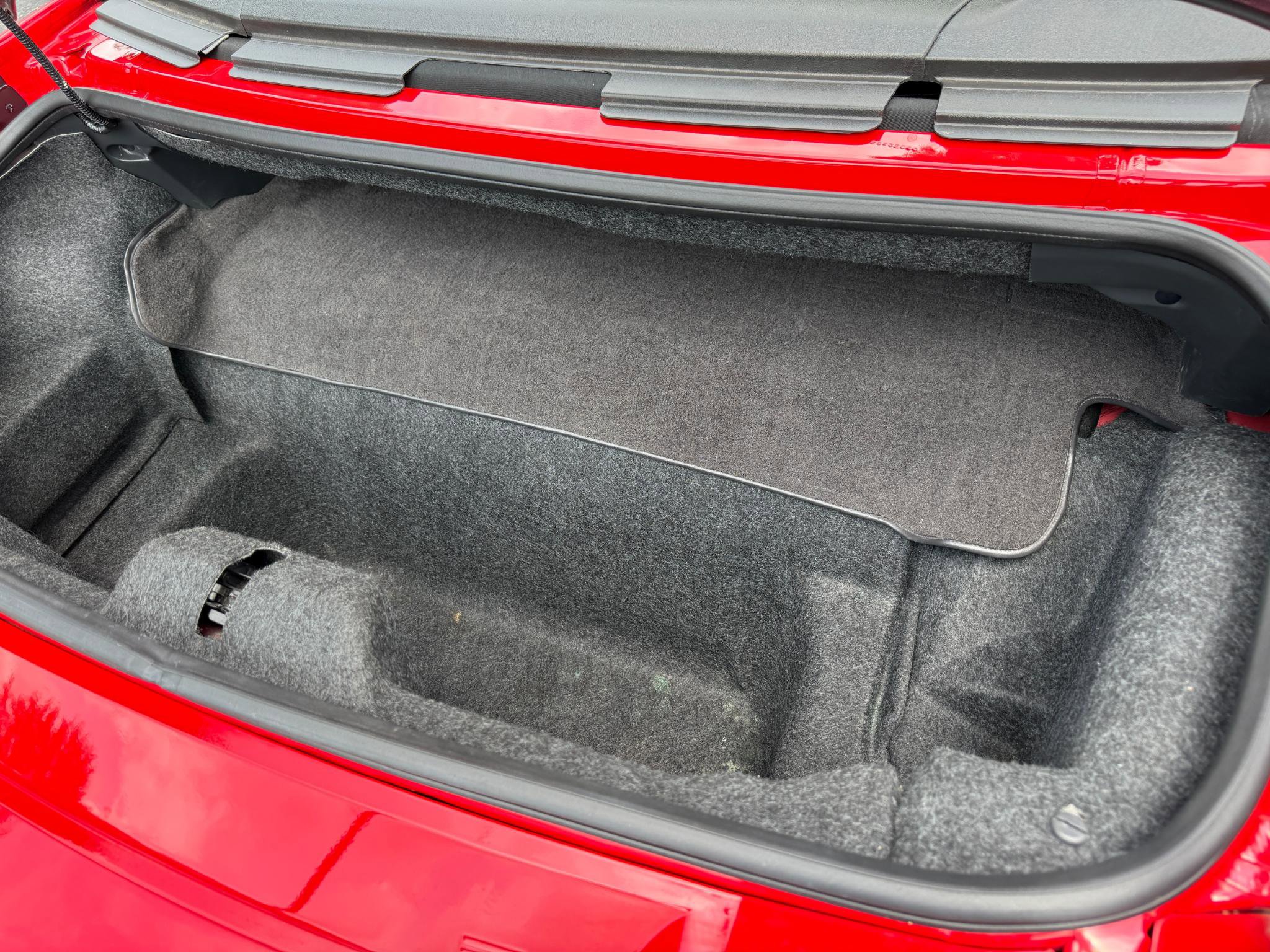 Used 2000 Chevrolet Camaro LT RWD image 30