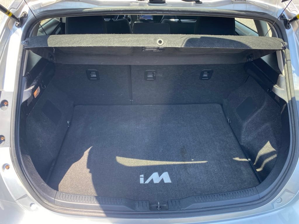Used 2016 Scion iM FWD image 11