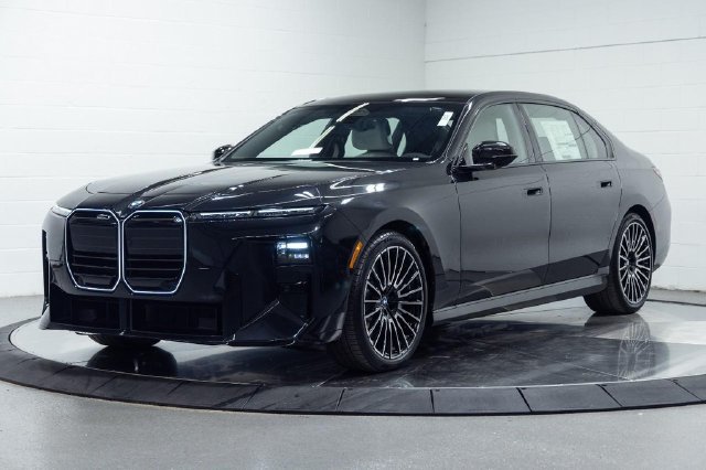 New 2027 BMW 740i xDrive w/ Executive Package AWD/4WD image 8