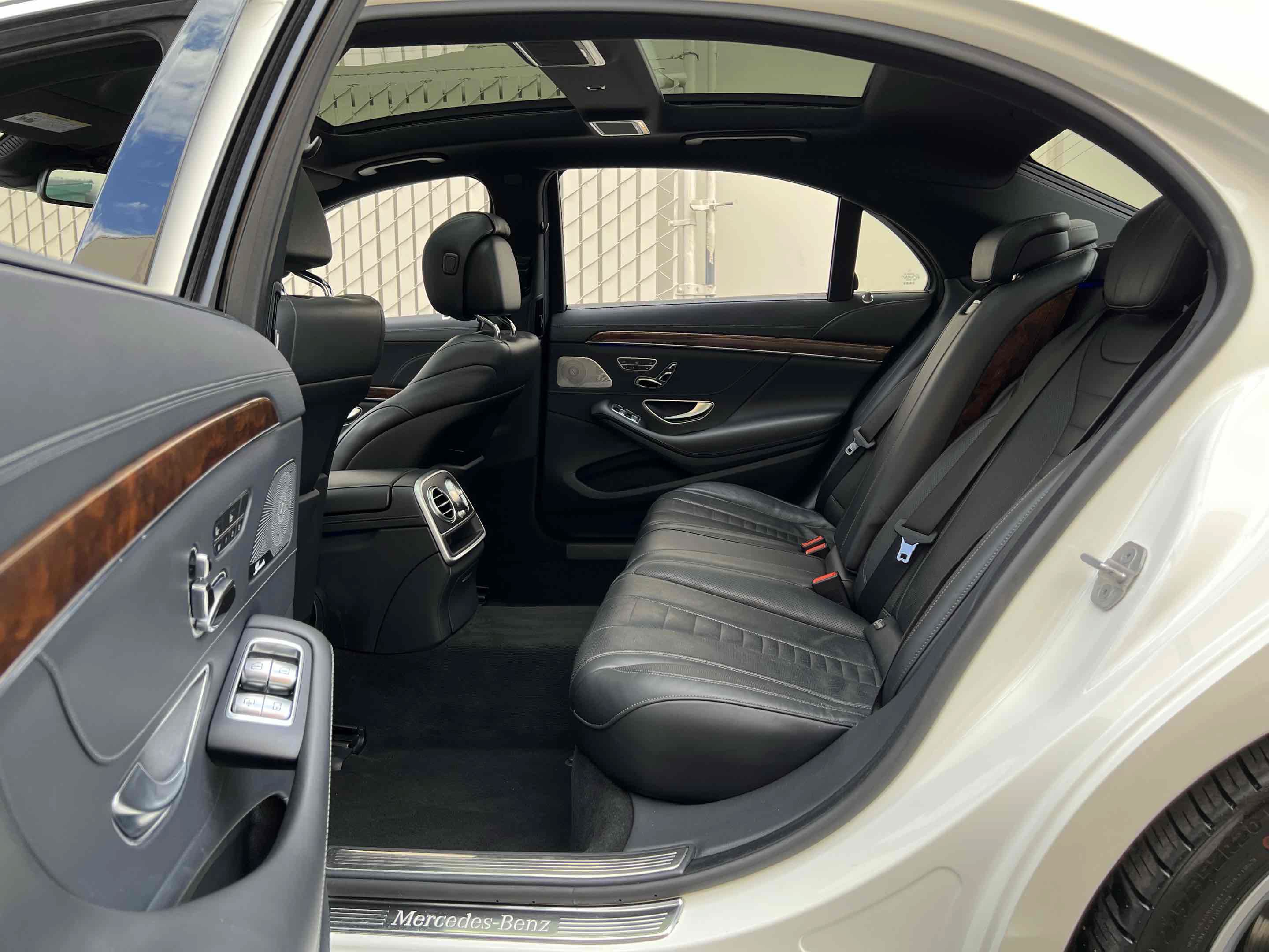Used 2015 Mercedes-Benz S 550 Sedan image 5