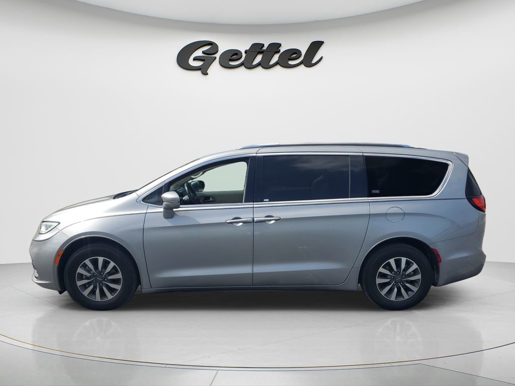 Used 2021 Chrysler Pacifica Touring-L FWD image 8