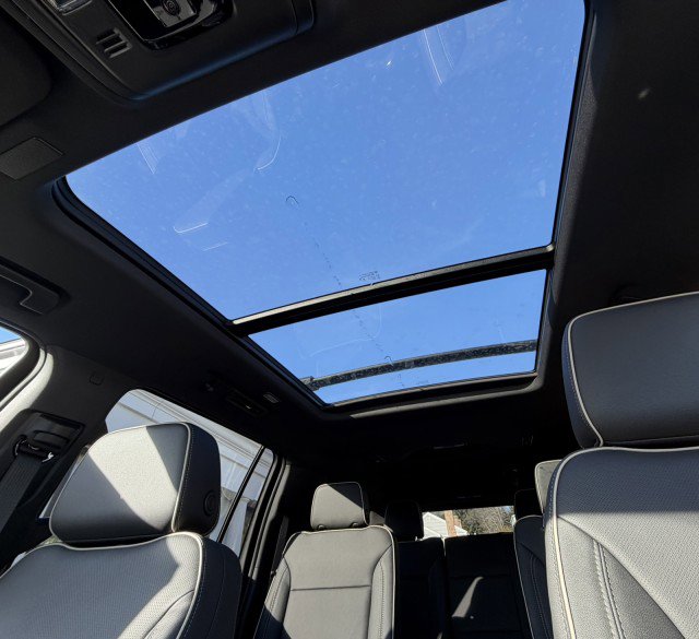 New 2026 Chevrolet Suburban Premier w/ Sun And Tow Package image 32