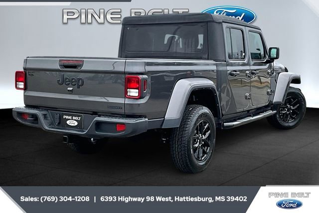 Used 2021 Jeep Gladiator Sport image 11