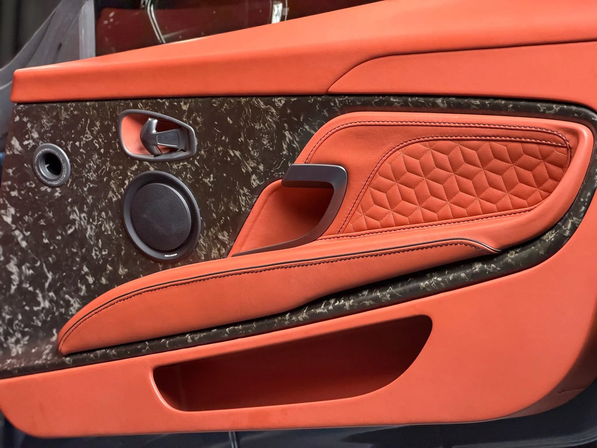 Used 2019 Aston Martin DBS Superleggera image 28