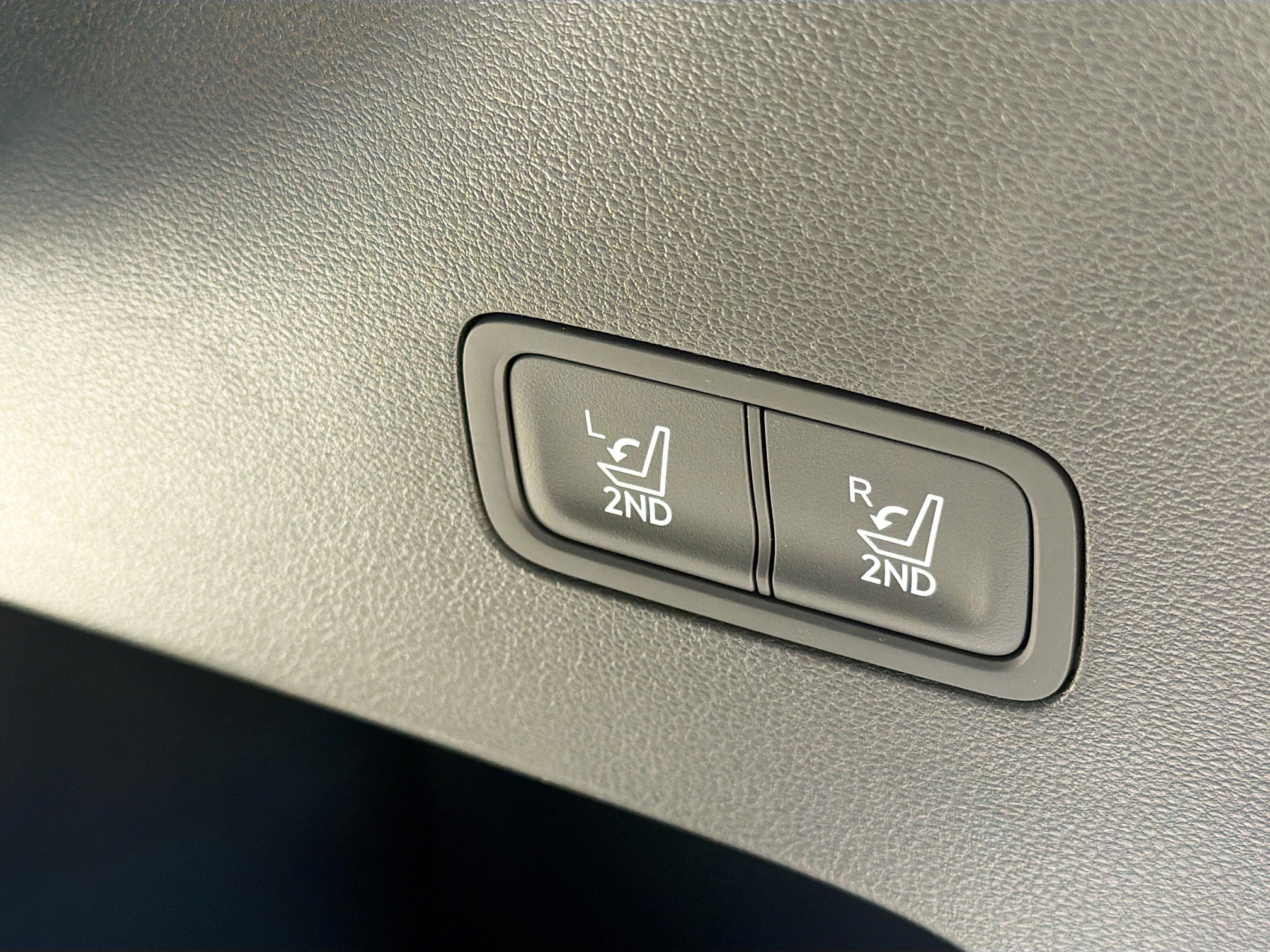 New 2026 Hyundai Santa Fe SE image 14