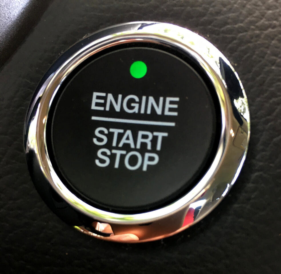 Used 2019 Ford Fusion SE image 30