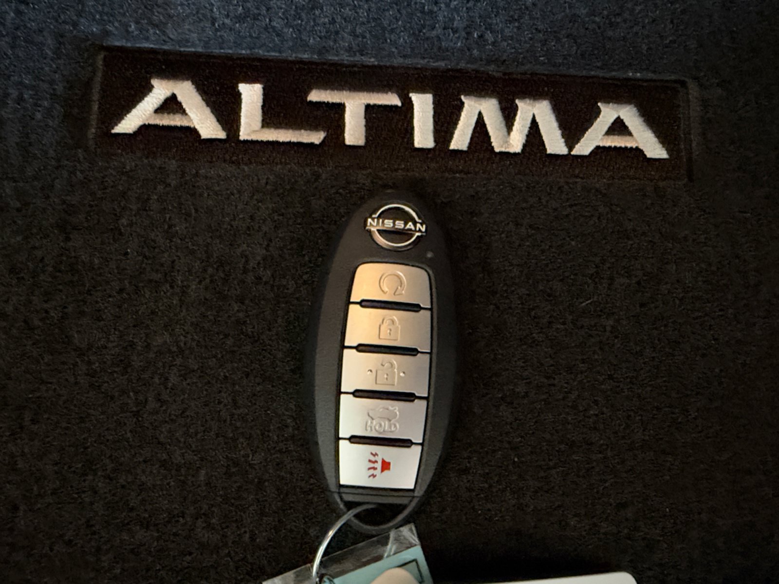 Used 2023 Nissan Altima 2.5 SV w/ SV Premium Package FWD image 32