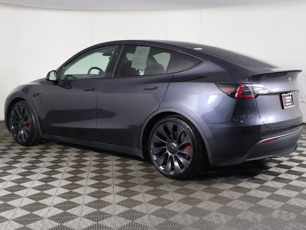Used 2024 Tesla Model Y Performance AWD/4WD image 12