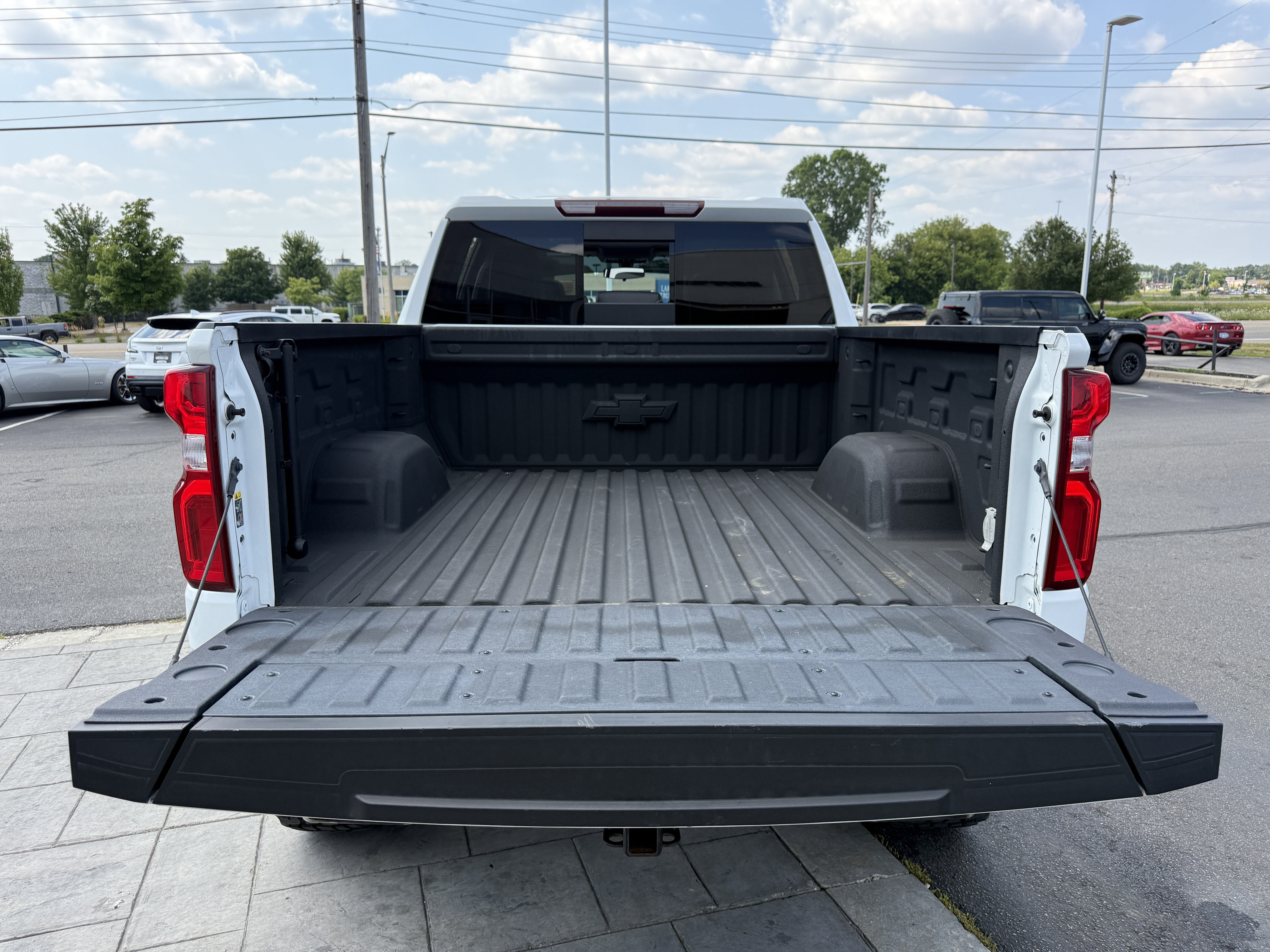 Used 2021 Chevrolet Silverado 1500 LT Trail Boss w/ Convenience Package II AWD/4WD image 49