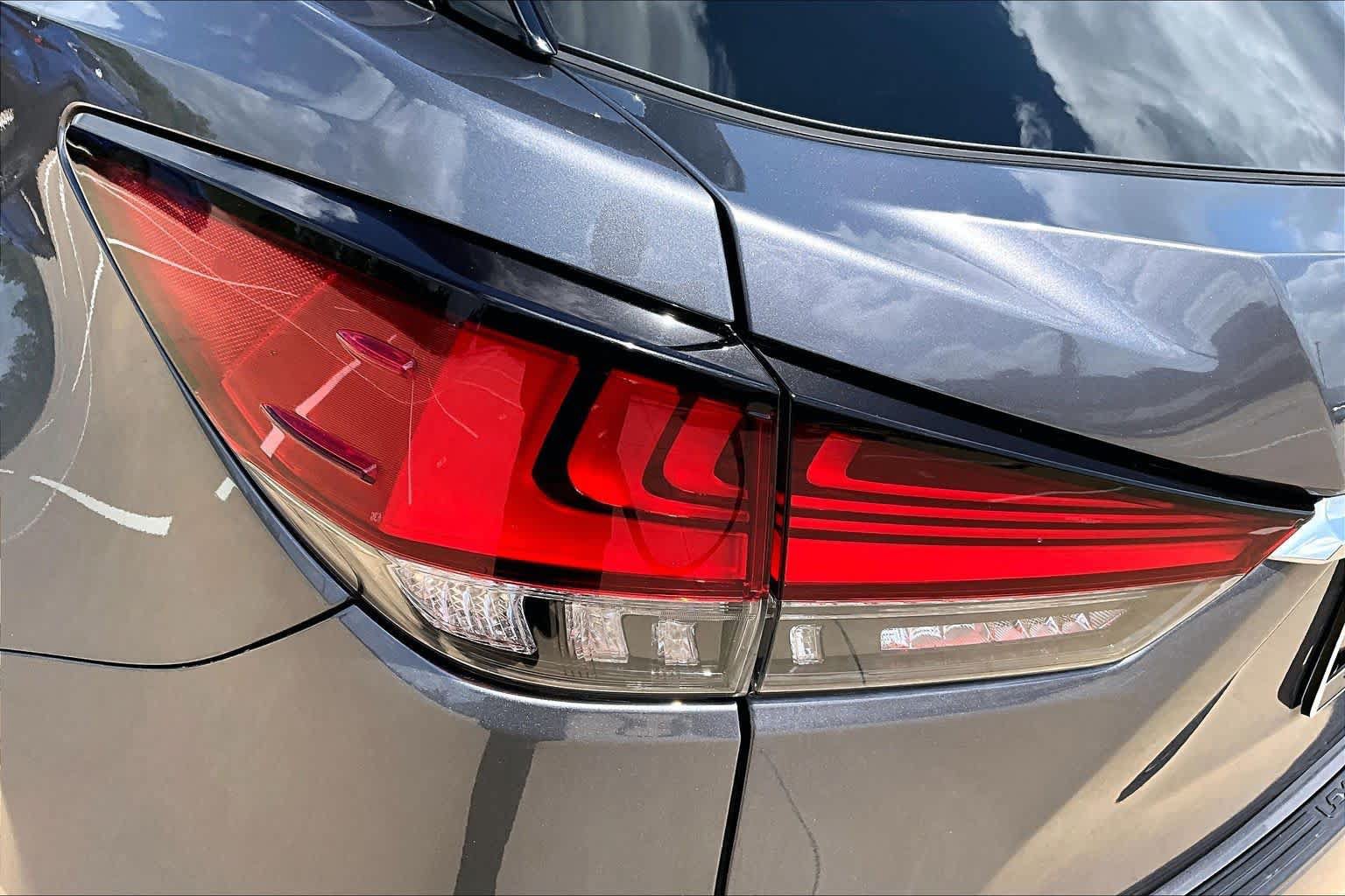 Used 2020 Lexus RX 450h AWD w/ Luxury Package image 29