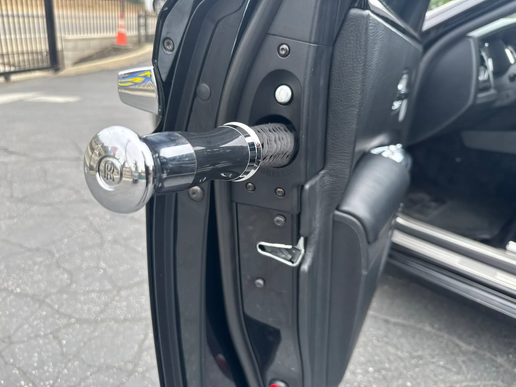 Used 2013 Rolls-Royce Ghost RWD image 8