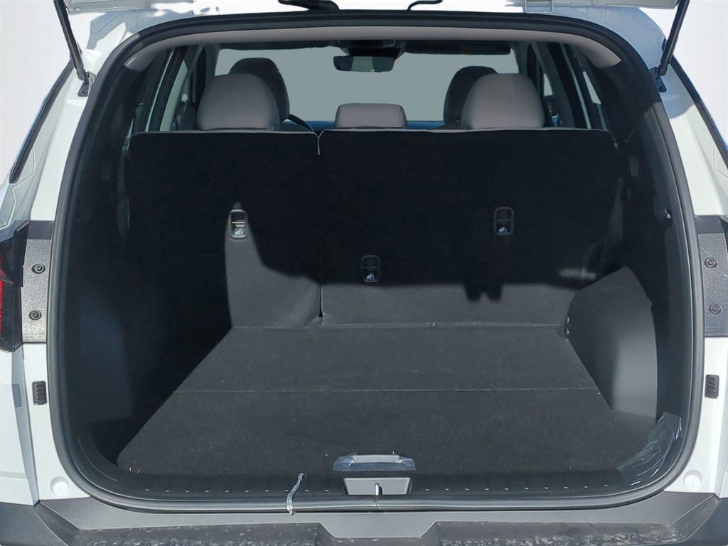New 2026 Hyundai Tucson SE image 14