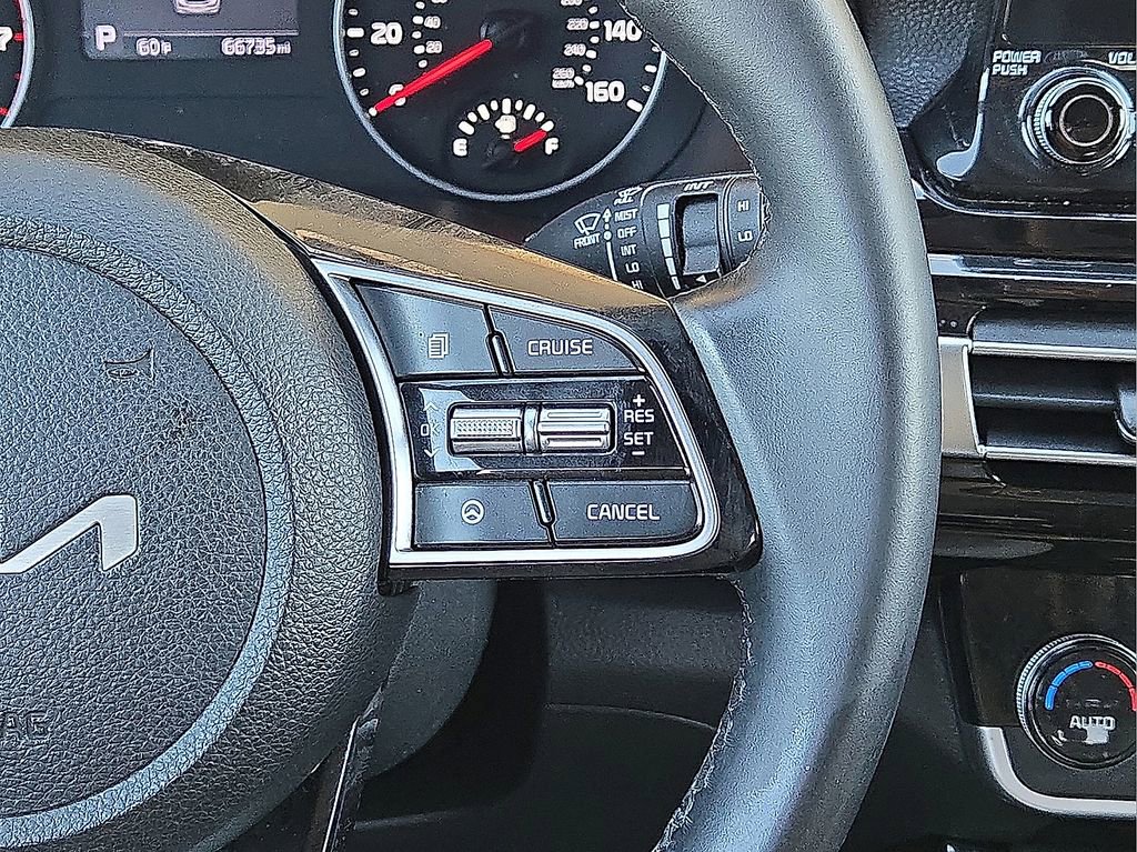 Used 2022 Kia Seltos EX image 19