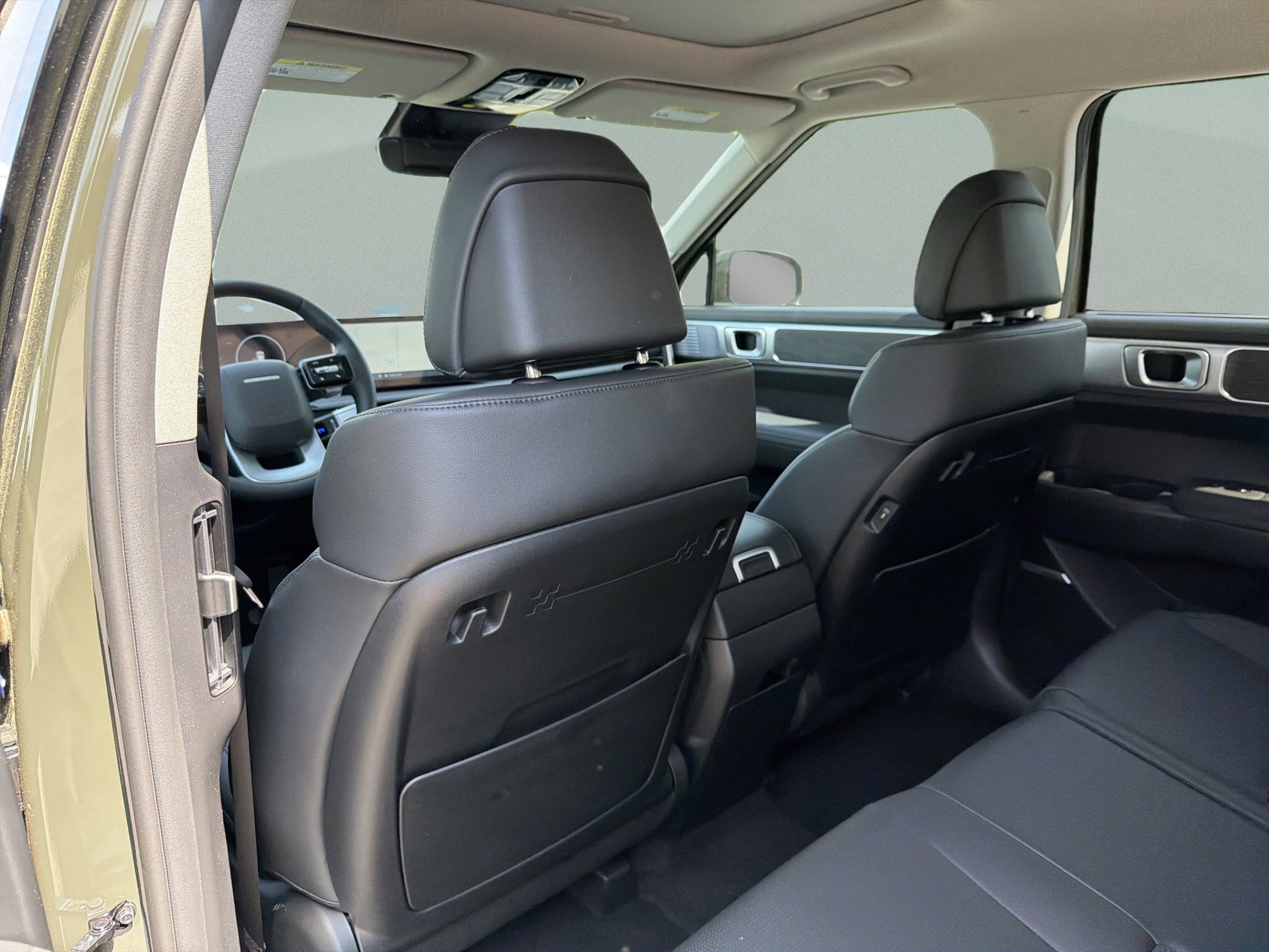 New 2026 Hyundai Santa Fe Limited FWD image 7
