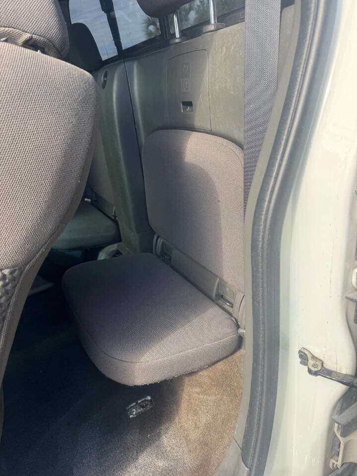Used 2018 Nissan Frontier SV RWD image 16