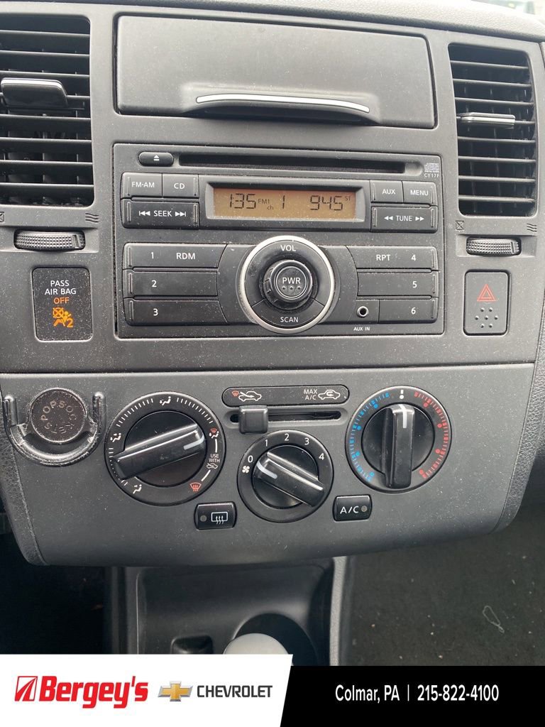 Used 2012 Nissan Versa 1.8 S w/ Plus Pkg image 9