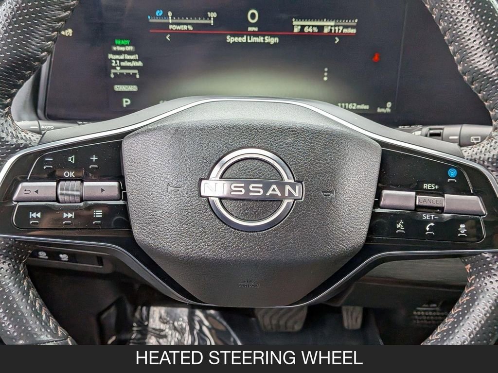 Used 2025 Nissan Ariya AWD image 12