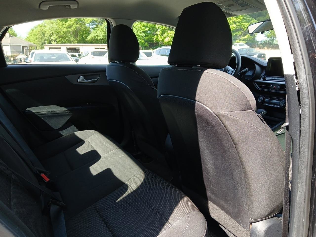 Used 2019 Kia Forte LXS FWD image 13