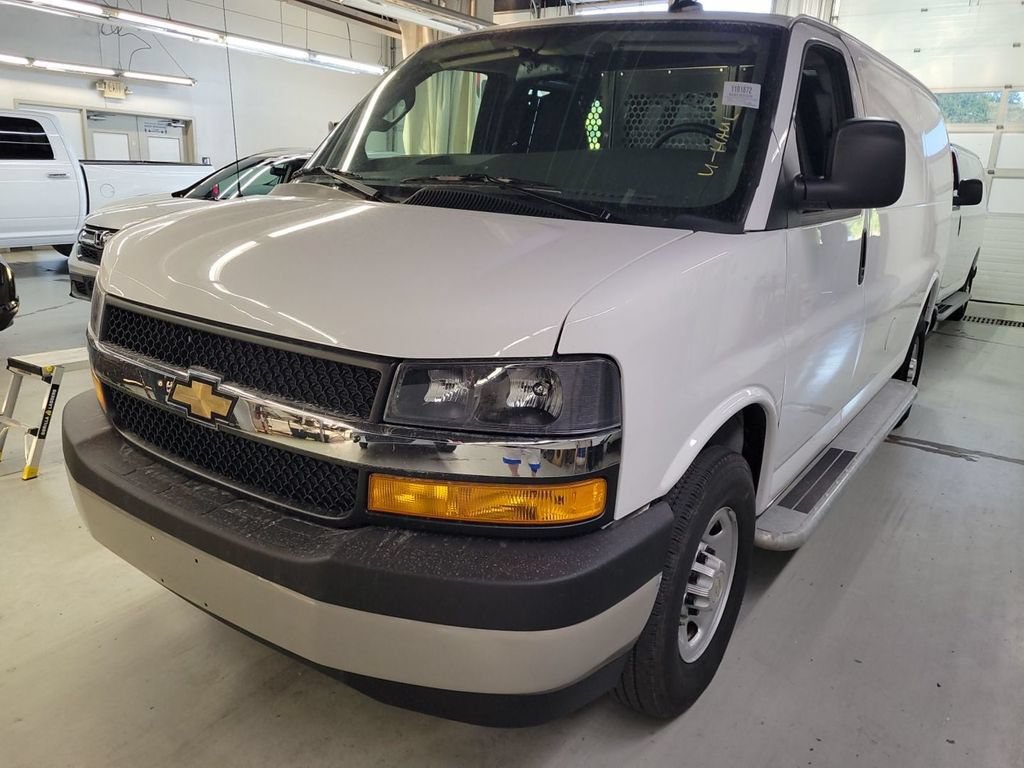 Used 2025 Chevrolet Express 2500 w/ Driver Convenience Package RWD video 1