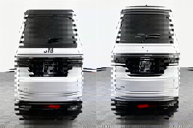 New 2026 Jeep Grand Wagoneer Summit image 5