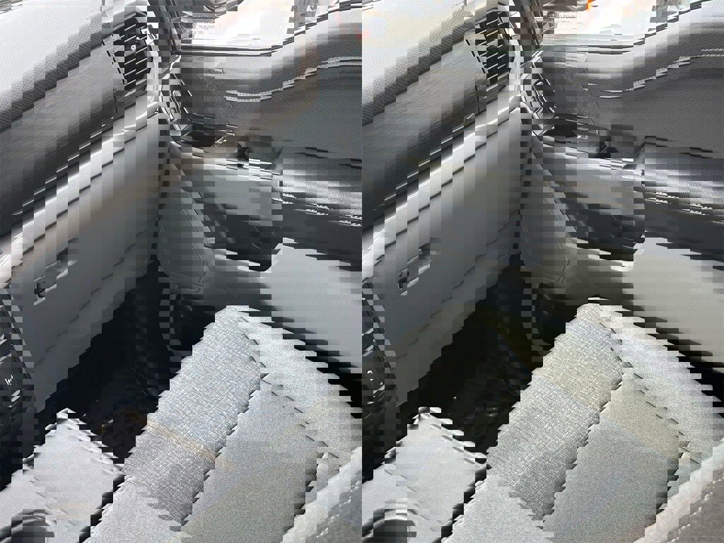 Used 2024 Ford F150 XLT image 25