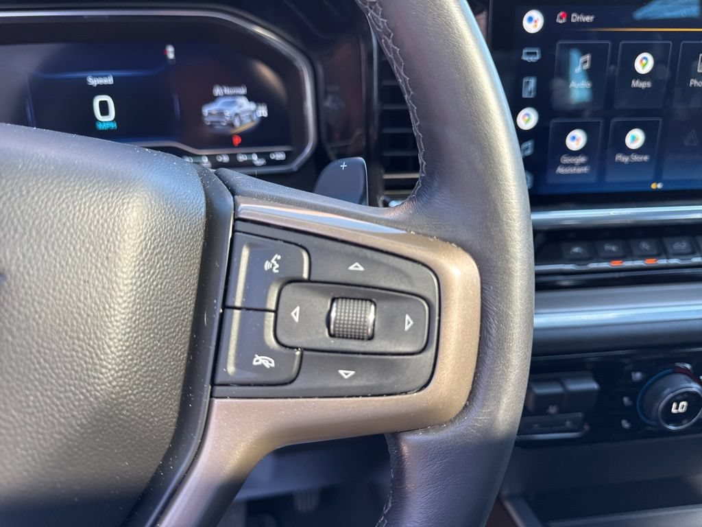 Used 2022 Chevrolet Silverado 1500 High Country w/ Technology Package AWD/4WD image 23