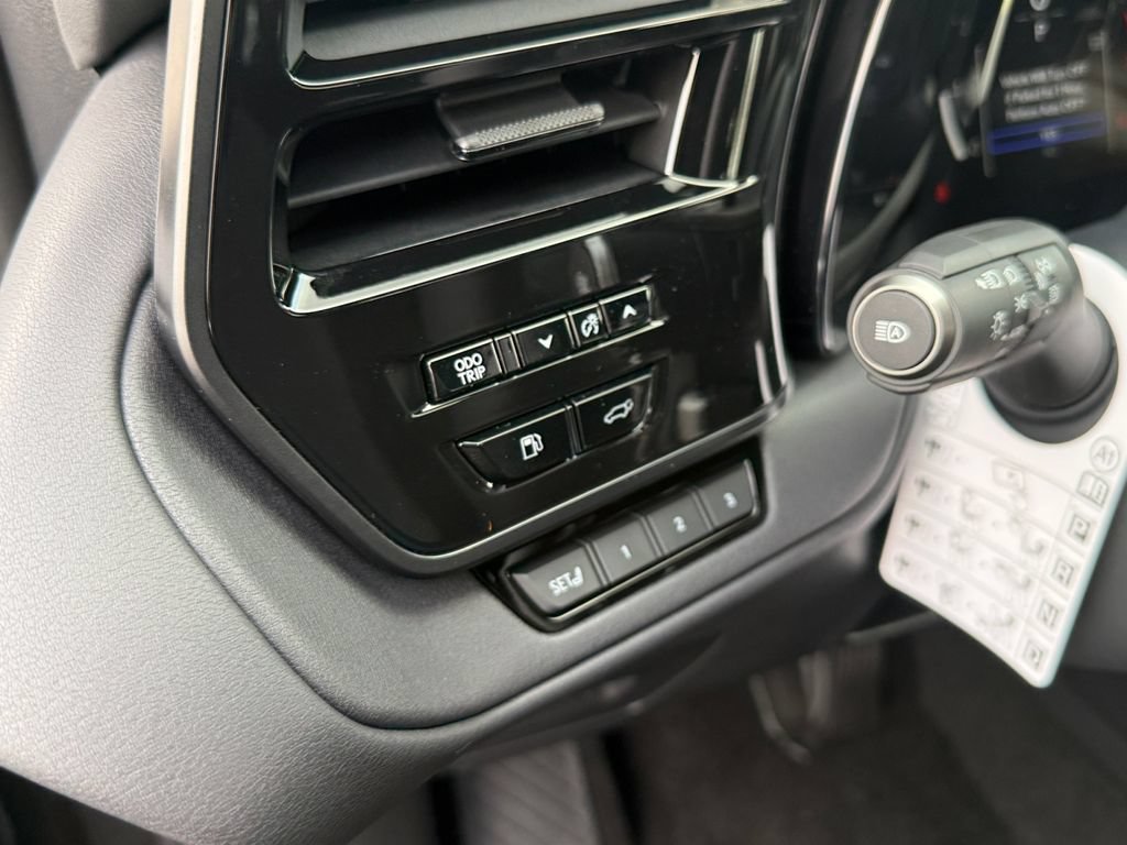 Used 2026 Lexus TX 350 AWD w/ Technology Package image 24