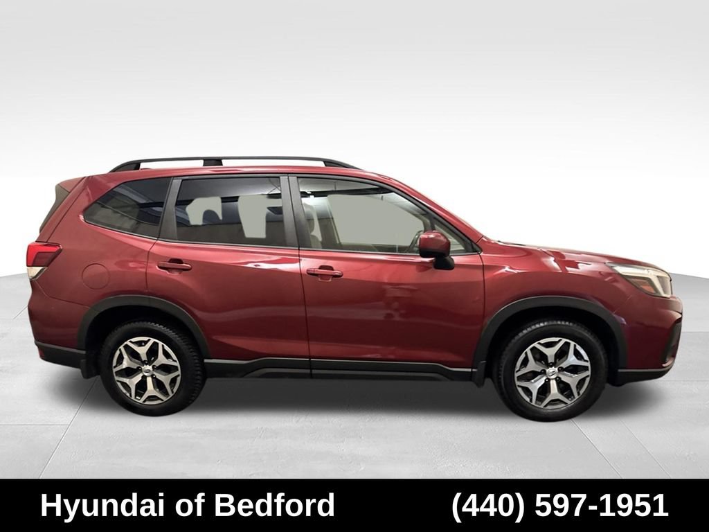 Used 2020 Subaru Forester Premium AWD/4WD image 4