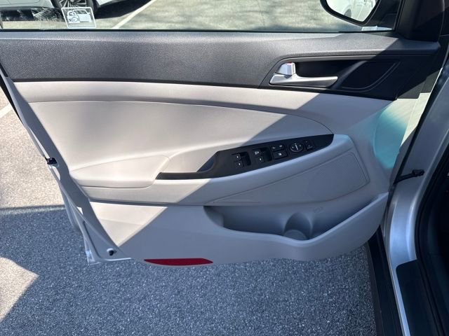 Used 2019 Hyundai Tucson SE w/ Cargo Package image 10