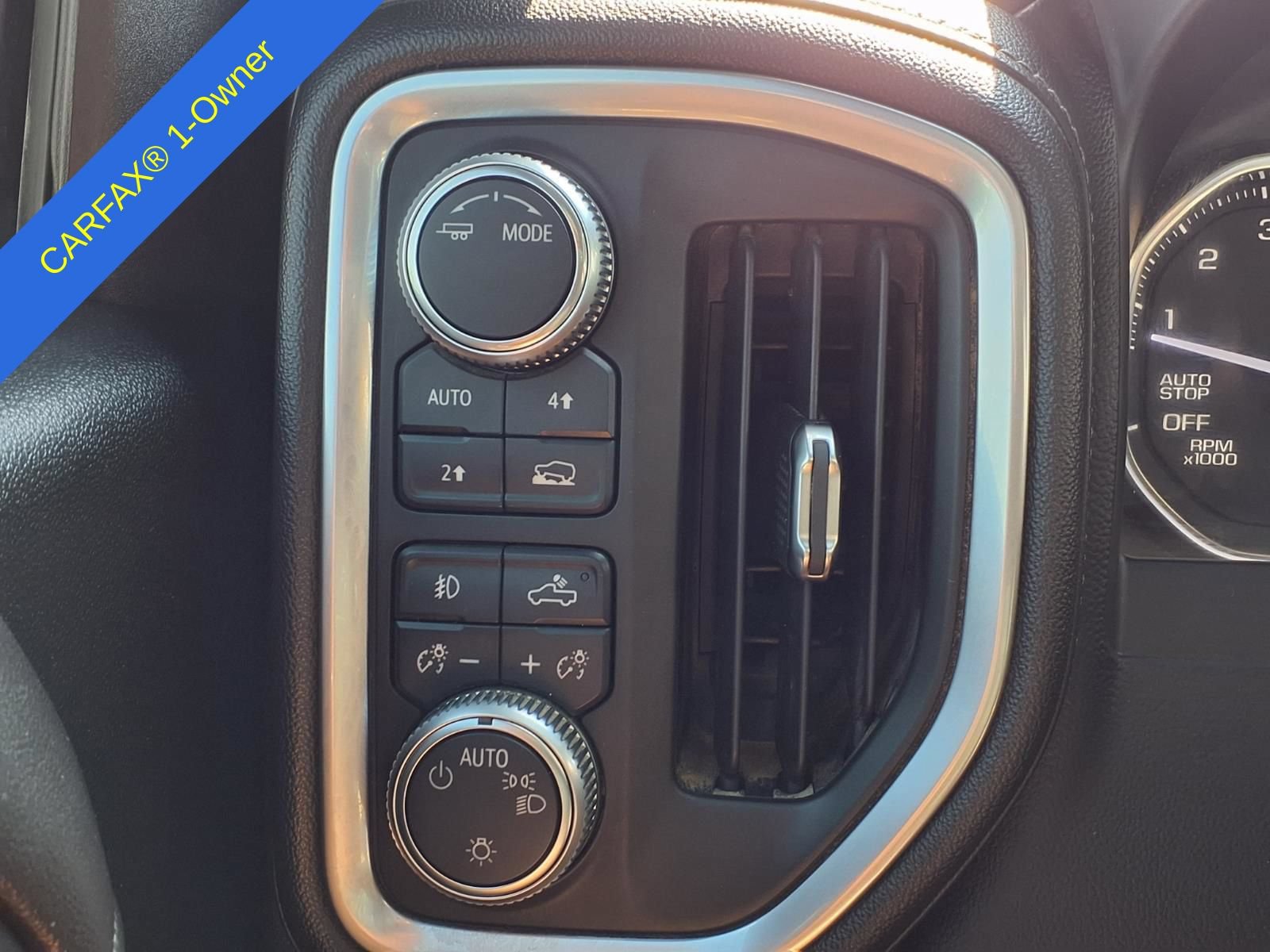 Used 2020 GMC Sierra 1500 SLE w/ SLE Value Package AWD/4WD image 29