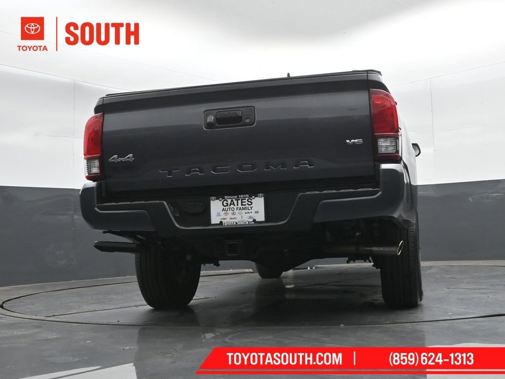 Used 2023 Toyota Tacoma SR AWD/4WD image 33