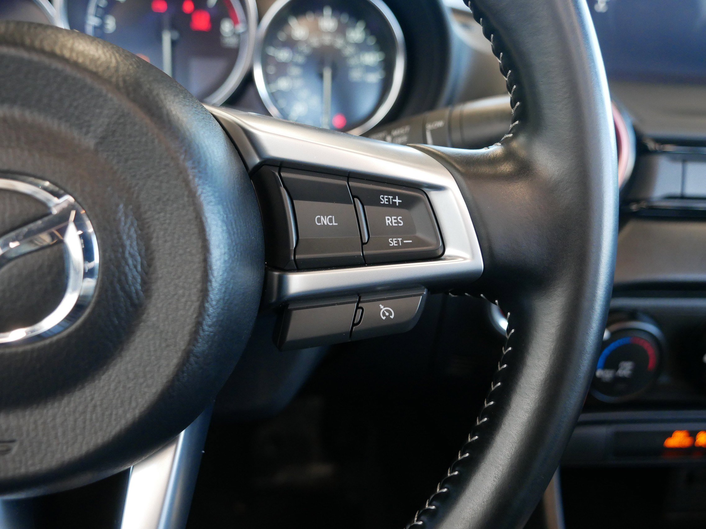 Used 2024 MAZDA MX-5 Miata Club image 30