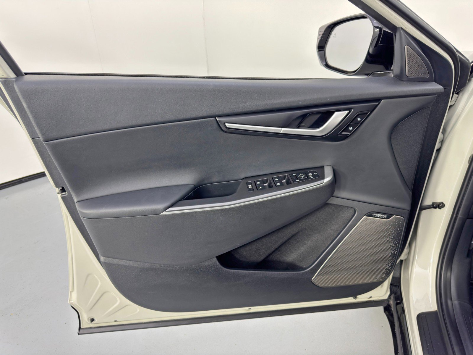 Used 2023 Kia EV6 Wind image 41