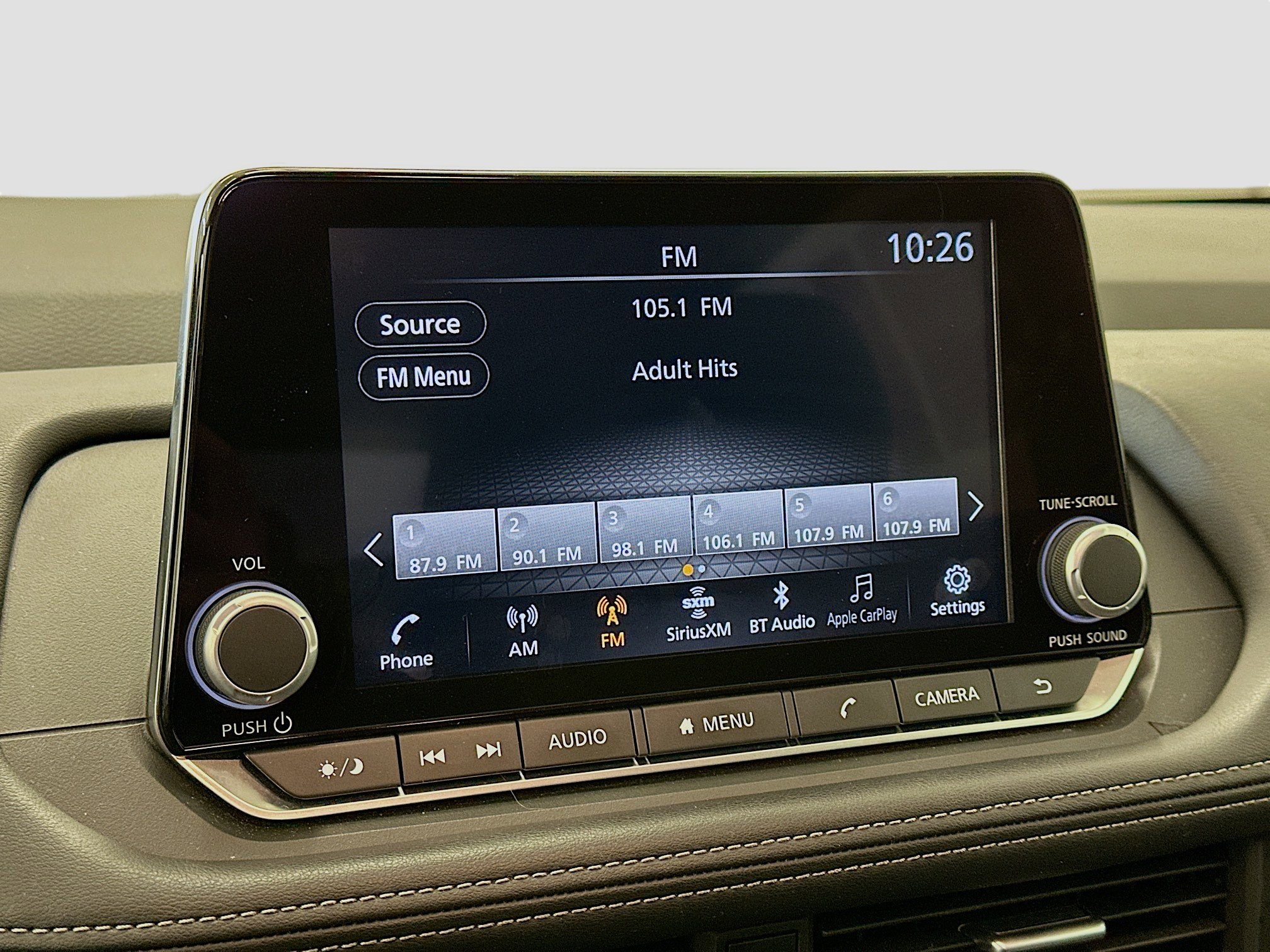 Used 2025 Nissan Rogue SV image 21