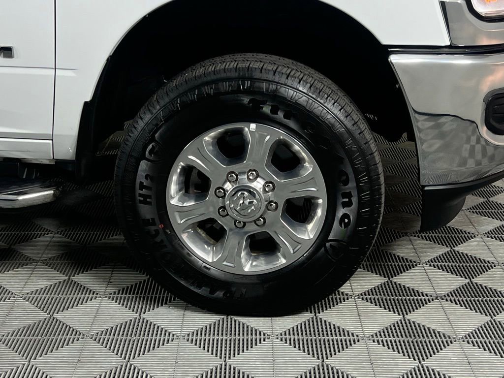 Used 2024 RAM 2500 Big Horn w/ Bed Utility Group image 13
